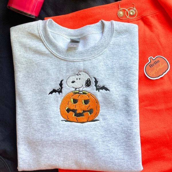 Snoopy Pumpkin Bat Halloween Embroidery Sweatshirt